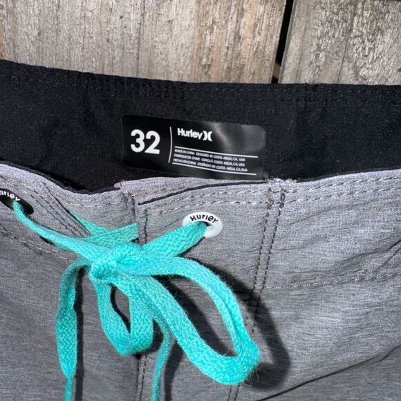 Hurley One & Only 20" Board Shorts Size 32 - Picture 8 of 9